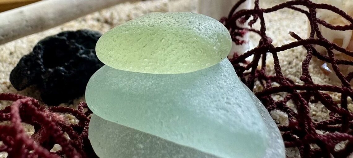 Fragmentos de cristal recogidos en distintas playas del litoral